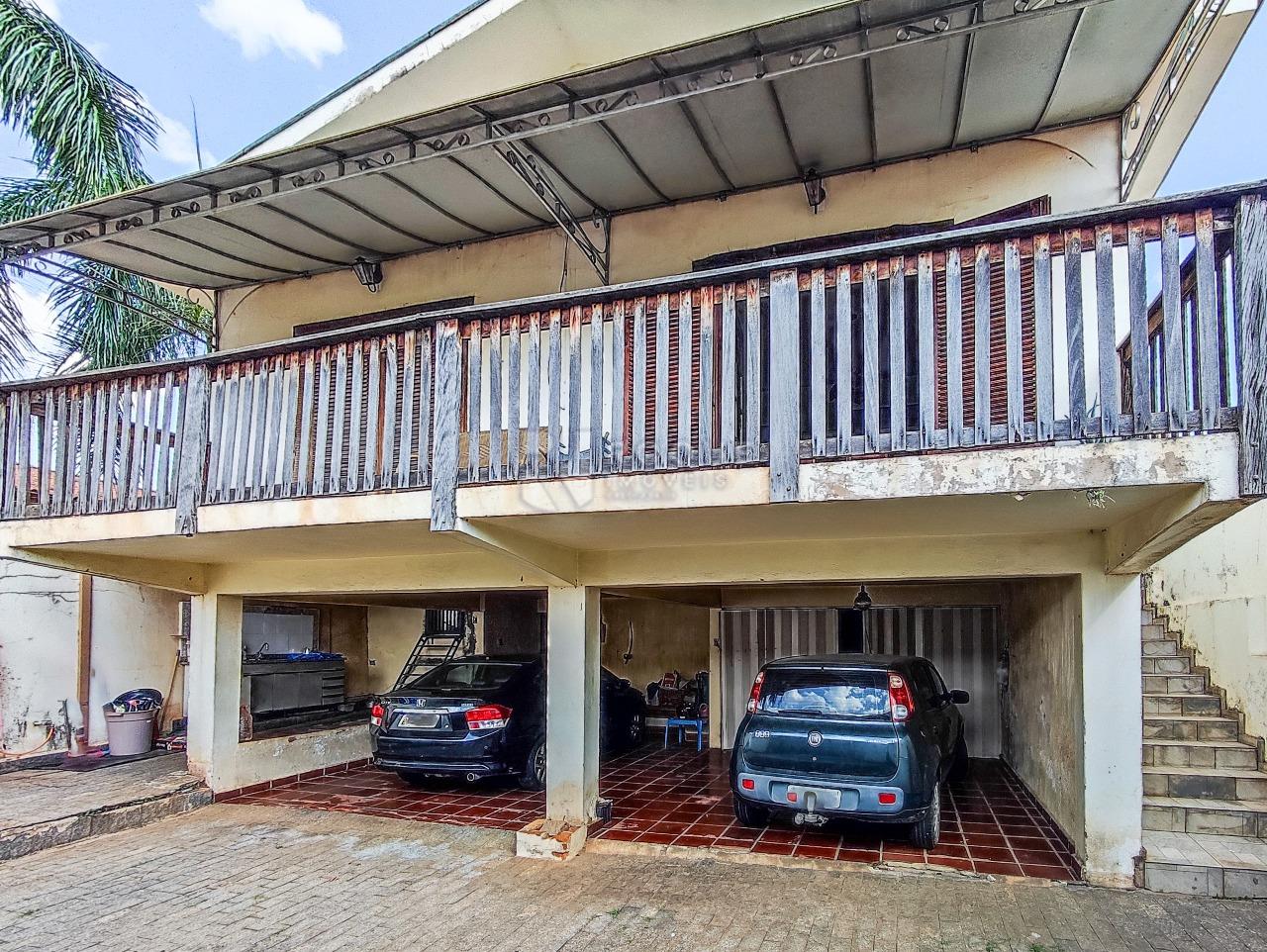 Casa Residencial à venda no bairro Jardim Nereide: GARAGEM