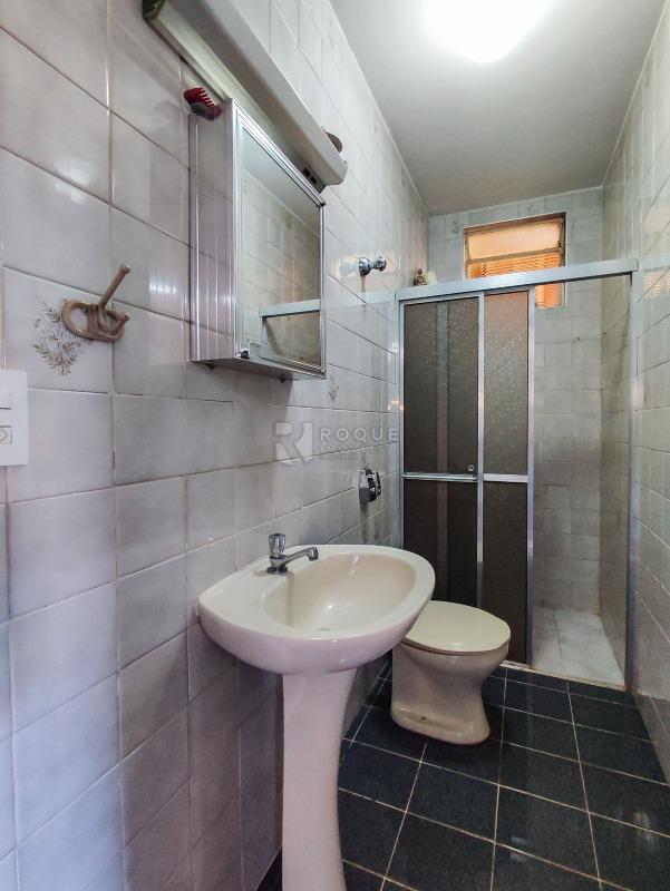 Casa Residencial à venda no bairro Vila Anita: BANHEIRO SOCIAL 1