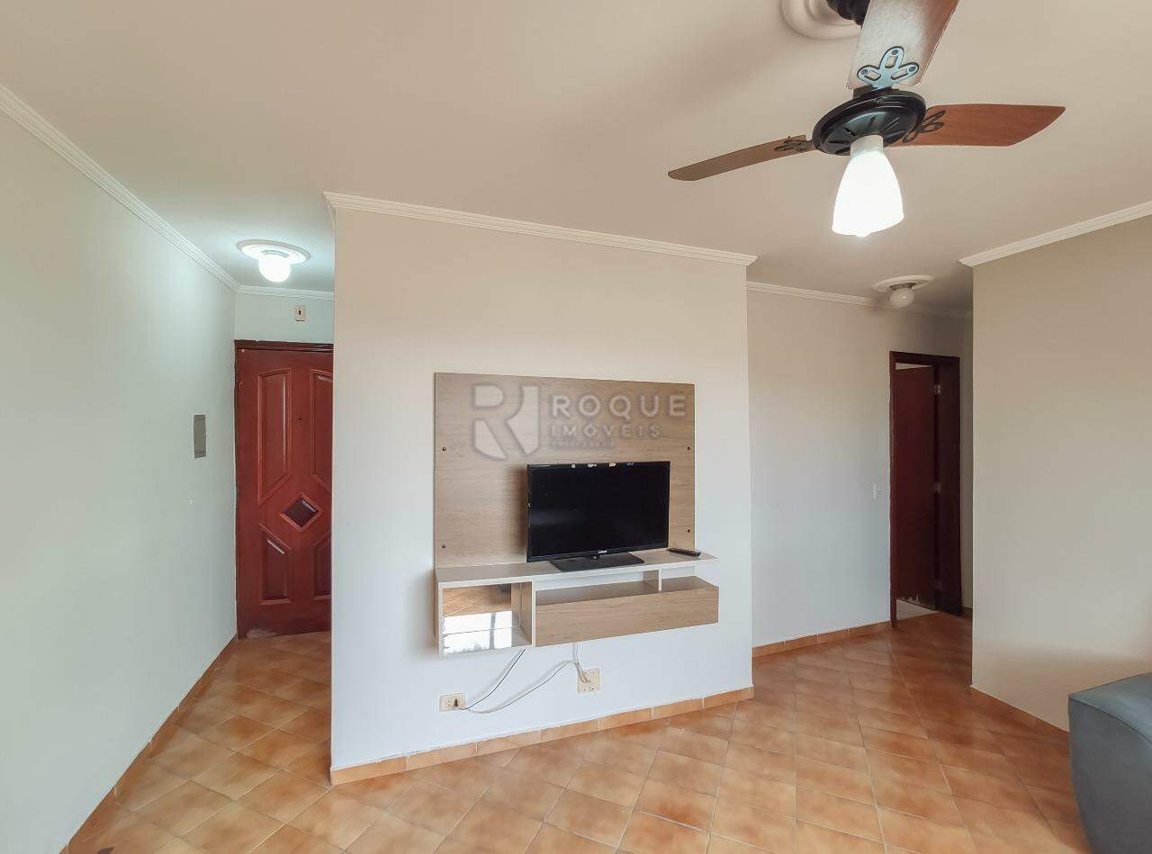 Apartamento para aluguel no bairro Jardim Ipiranga: Sala 