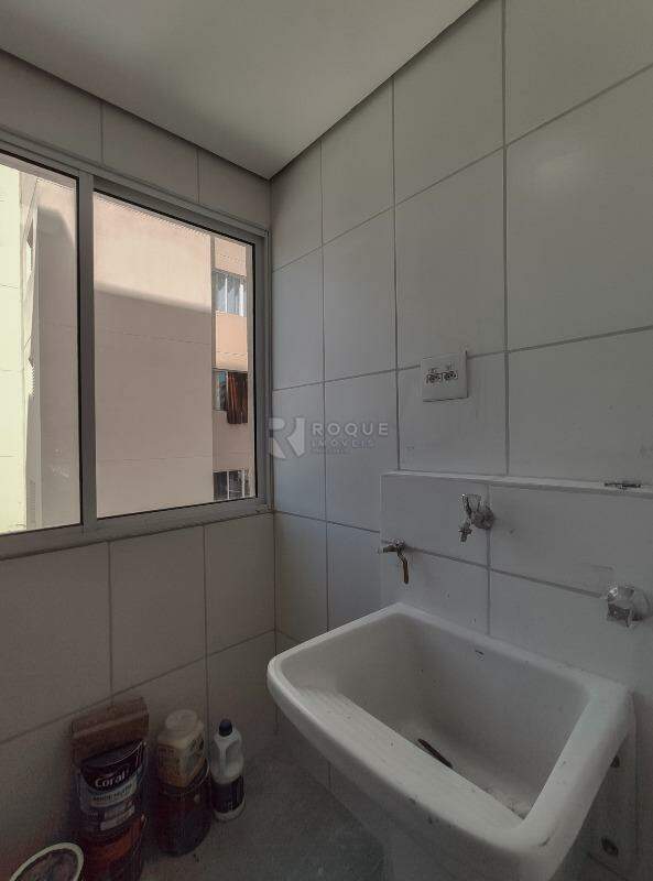 Apartamento para aluguel no bairro Chácaras Antonieta: Área de serviço 