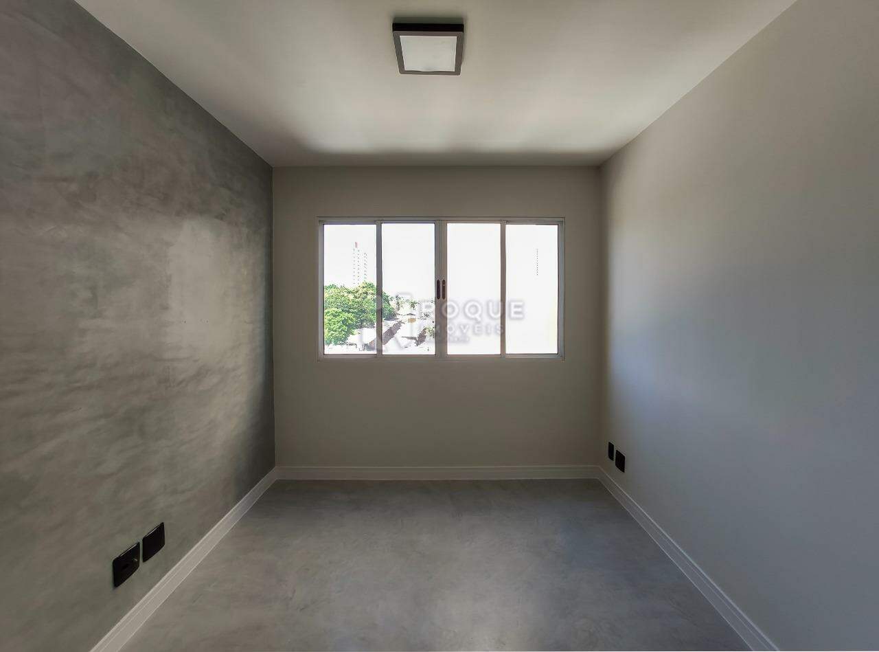 Apartamento para aluguel no bairro Chácaras Antonieta: Sala 