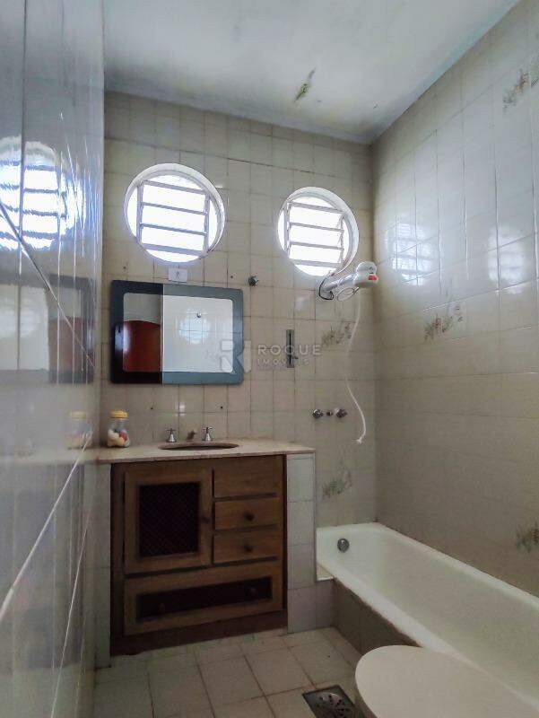 Casa Residencial à venda no bairro Jardim Residencial Luiz Regitano: BANHEIRO SOCIAL 1