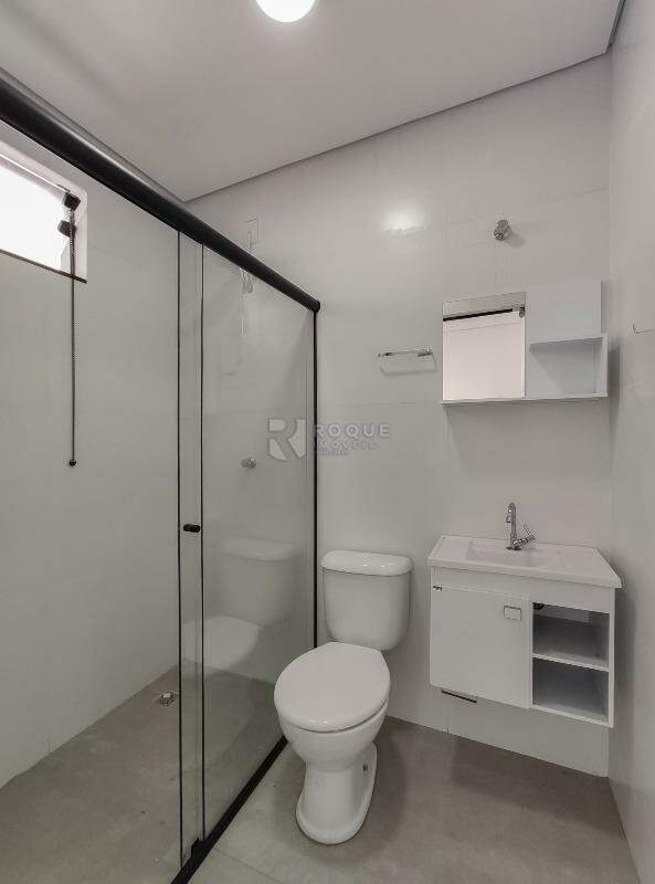 Kitnet para aluguel no bairro Jardim Cidade Universitária I: WC 