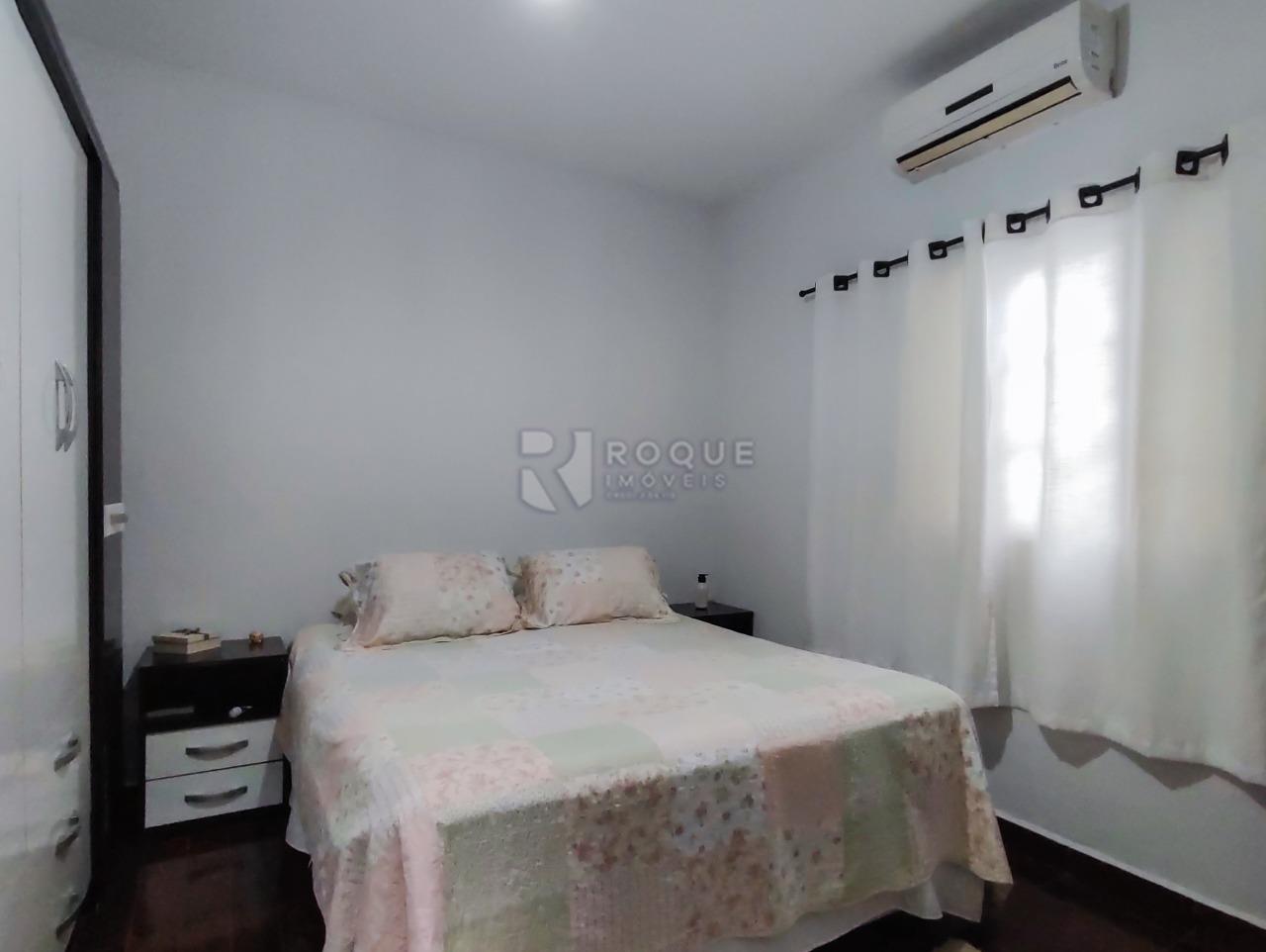 Casa Residencial à venda no bairro Jardim Presidente Dutra: DORMITÓRIO 3