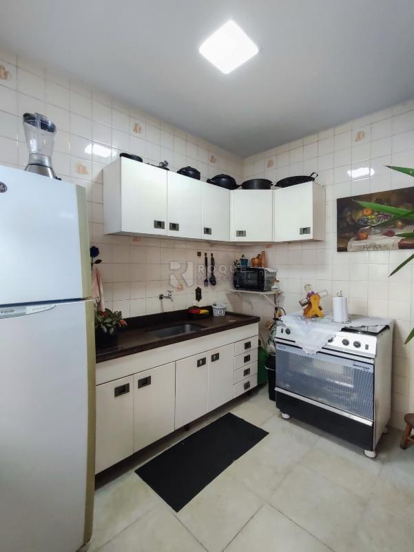 Casa Residencial à venda no bairro Jardim Presidente Dutra: COZINHA ÁREA DE LAZER