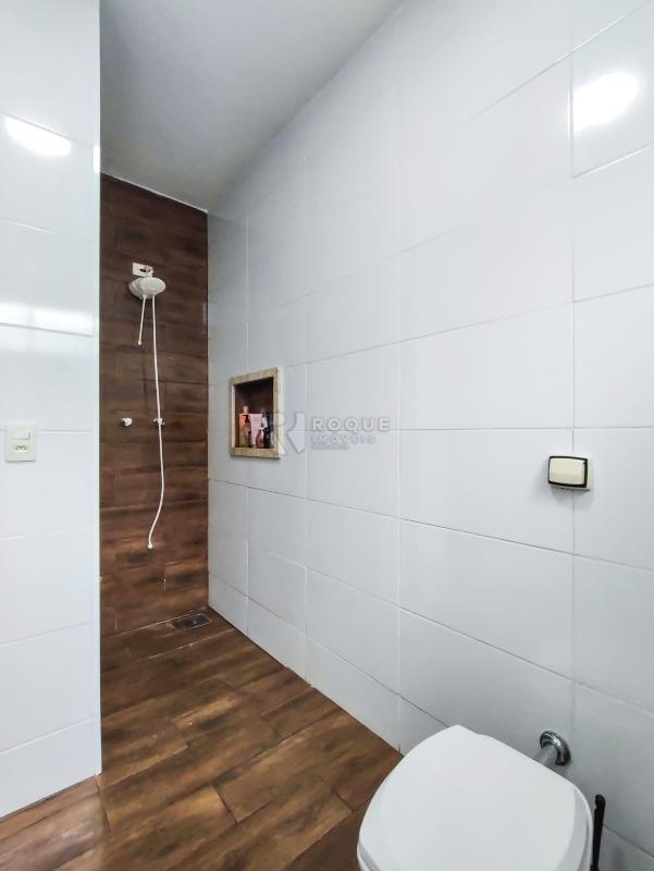 Casa Residencial à venda no bairro Jardim Presidente Dutra: BANHEIRO SOCIAL