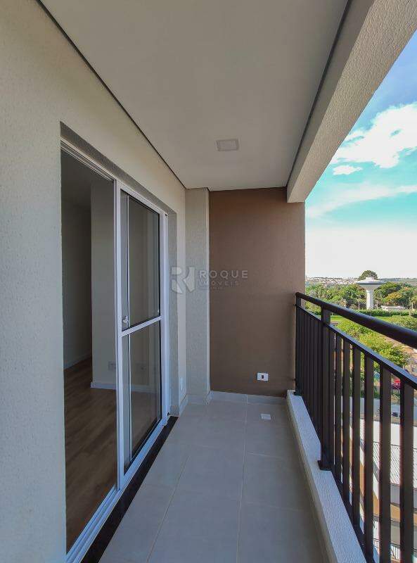 Apartamento para aluguel no bairro Jardim Santa Adélia: Sacada 