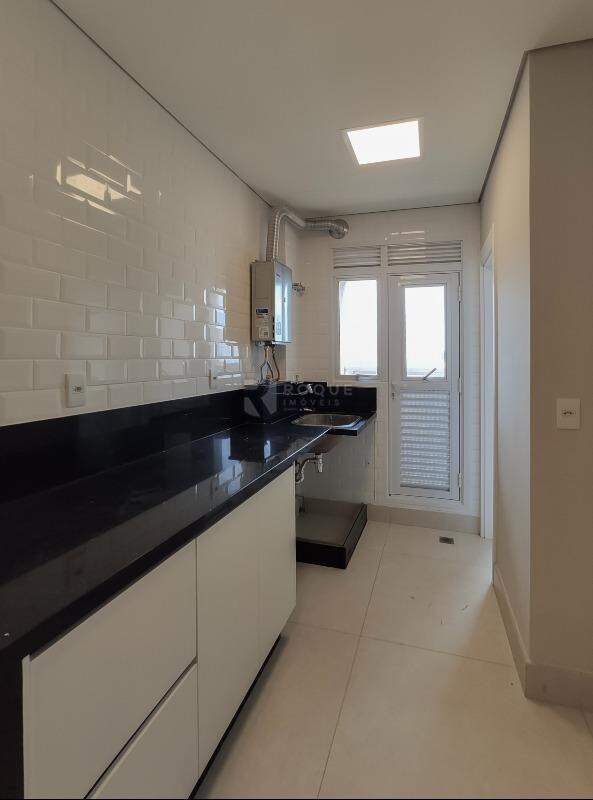 Apartamento para aluguel no bairro Jardim Aquárius: Área de serviço 