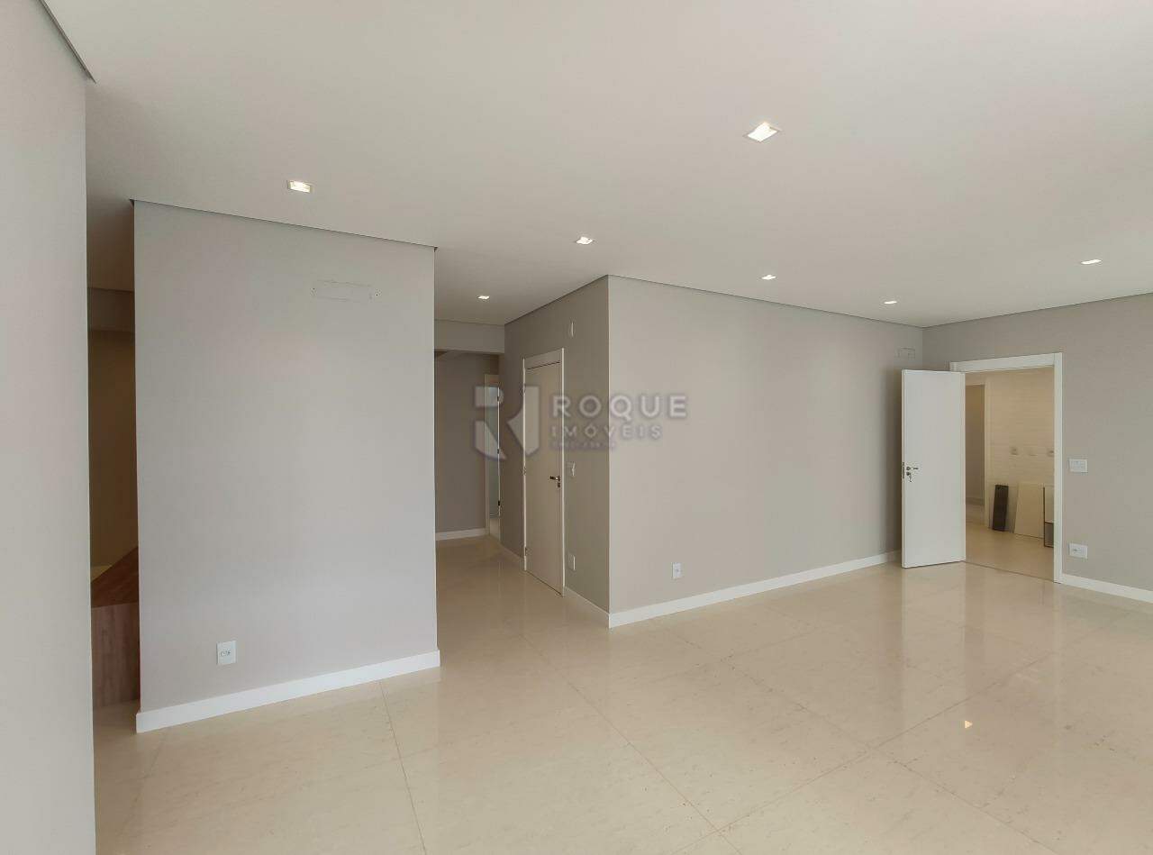 Apartamento para aluguel no bairro Jardim Aquárius: Sala 