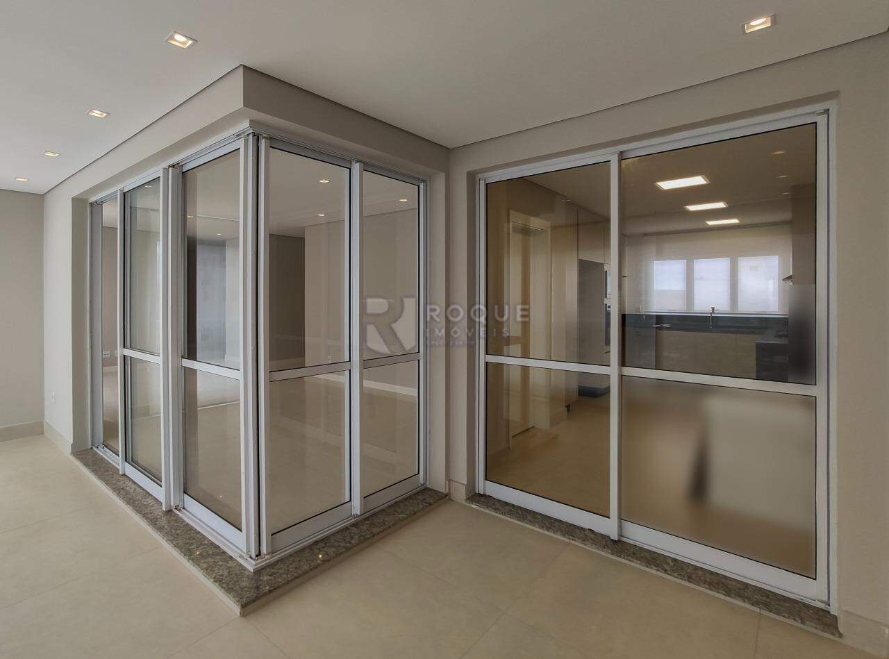 Apartamento para aluguel no bairro Jardim Aquárius: Sacada 