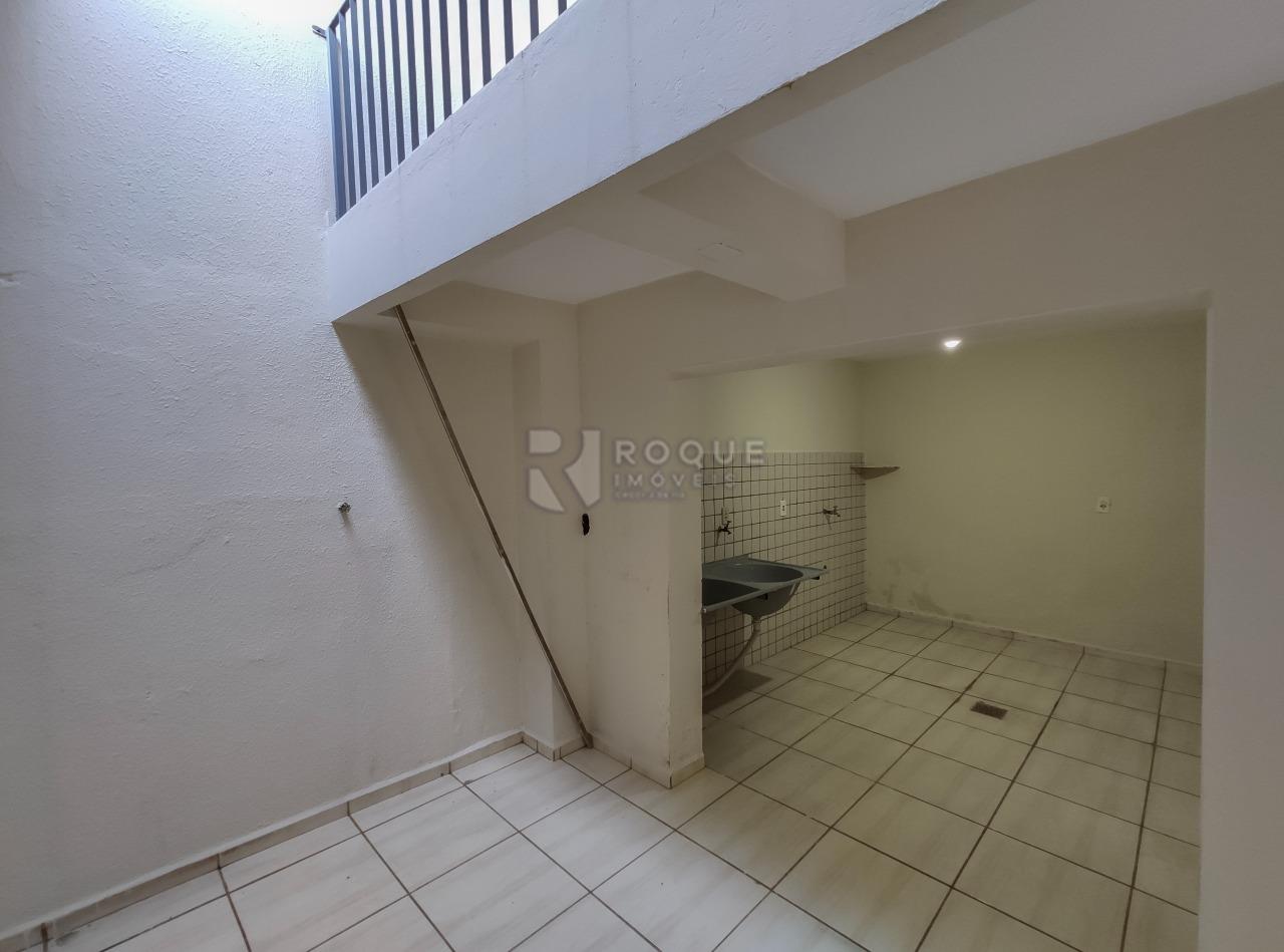 Casa Residencial à venda no bairro Jardim Morro Azul: Área de serviço 