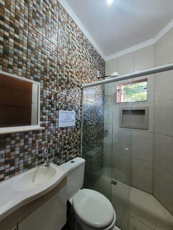 Chácara para aluguel no bairro Estância Jardim: WC