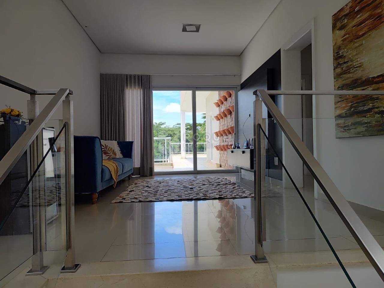 Casa em condomínio para aluguel no bairro Parque Residencial Roland: Sala TV