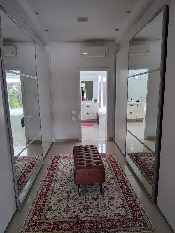 Casa em condomínio para aluguel no bairro Parque Residencial Roland: Hall dormitórios