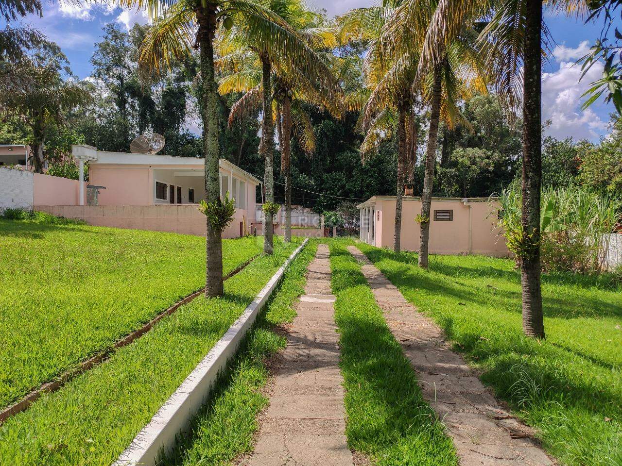 Chácara à venda no bairro Jardim do Lago: Área da frente 