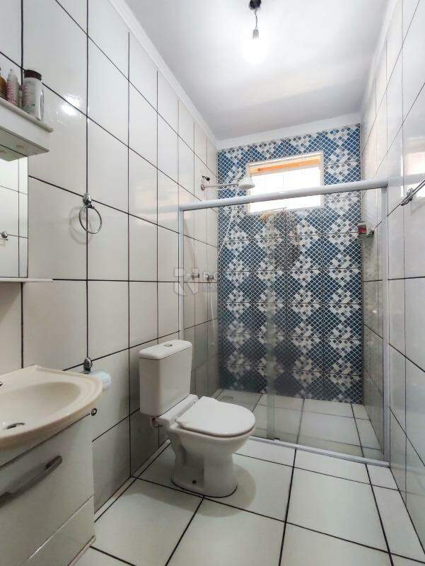 Casa Residencial à venda no bairro Parque Residencial Aeroporto: BANHEIRO SOCIAL