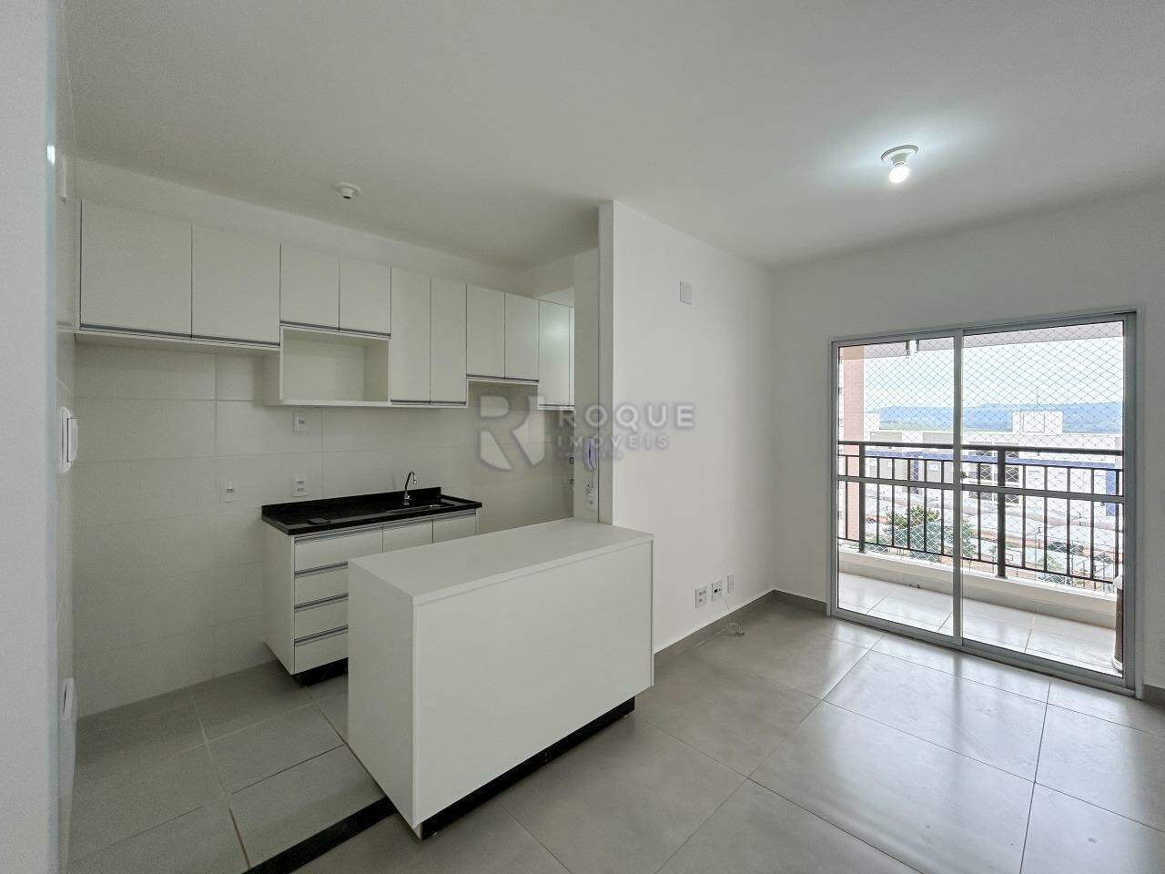 Apartamento para aluguel no bairro Jardim Santa Adélia: Sala 