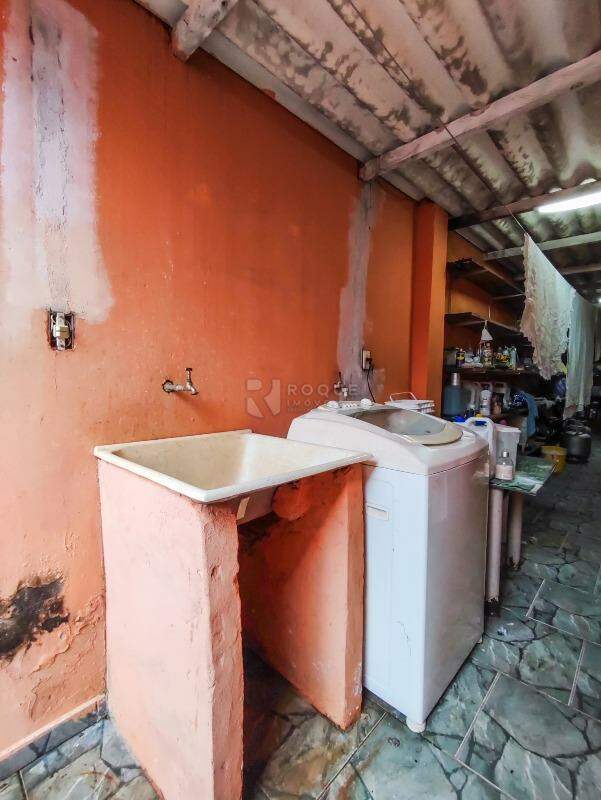 Chácara à venda no bairro Bairro dos Pires: LAVANDERIA