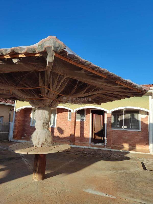 Casa Residencial à venda no bairro Vila Nossa Senhora Aparecida: 