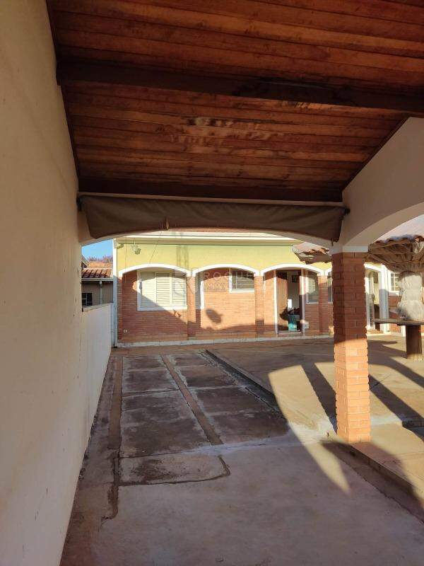 Casa Residencial à venda no bairro Vila Nossa Senhora Aparecida: 