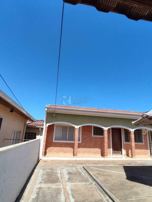 Casa Residencial à venda no bairro Vila Nossa Senhora Aparecida: 