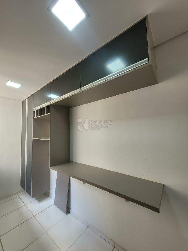 Apartamento à venda no bairro Parque Hippolyto: Cozinha