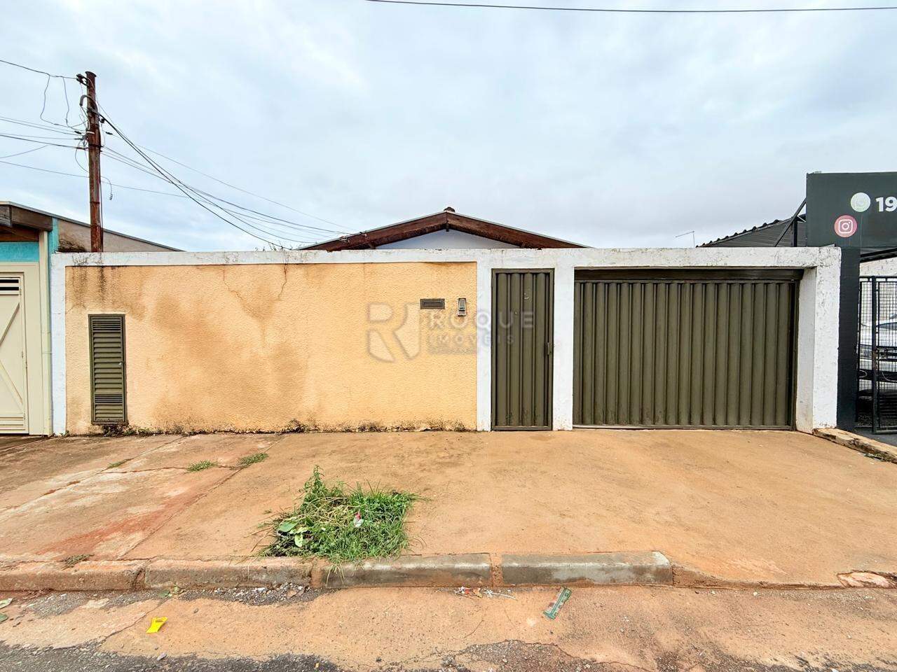 Casa Residencial para aluguel no bairro Jardim Nova Itália: Fachada