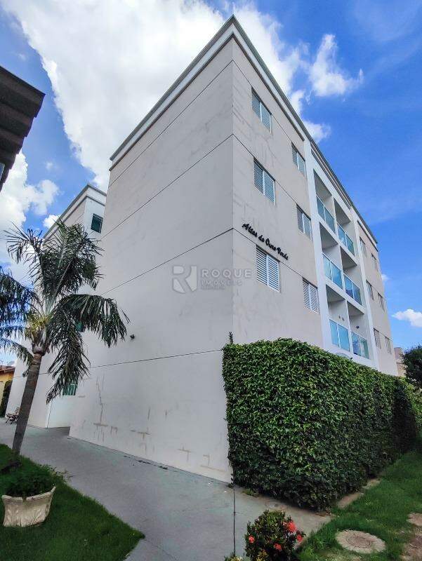 Apartamento à venda no bairro Jardim Ouro Verde: CERCA VIVA