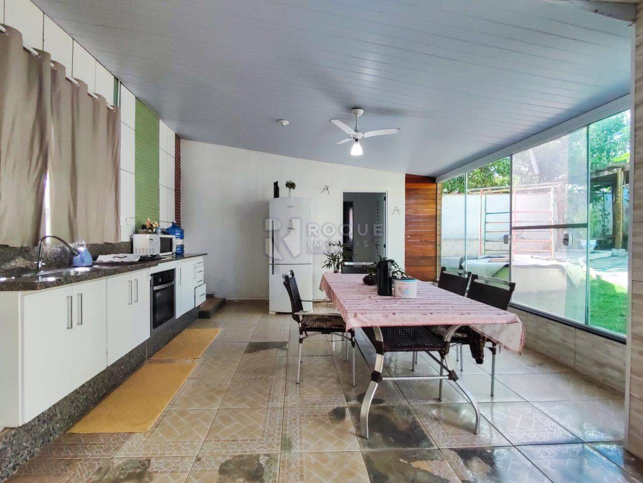 Chácara à venda no bairro Bairro dos Frades: COZINHA CASA 1