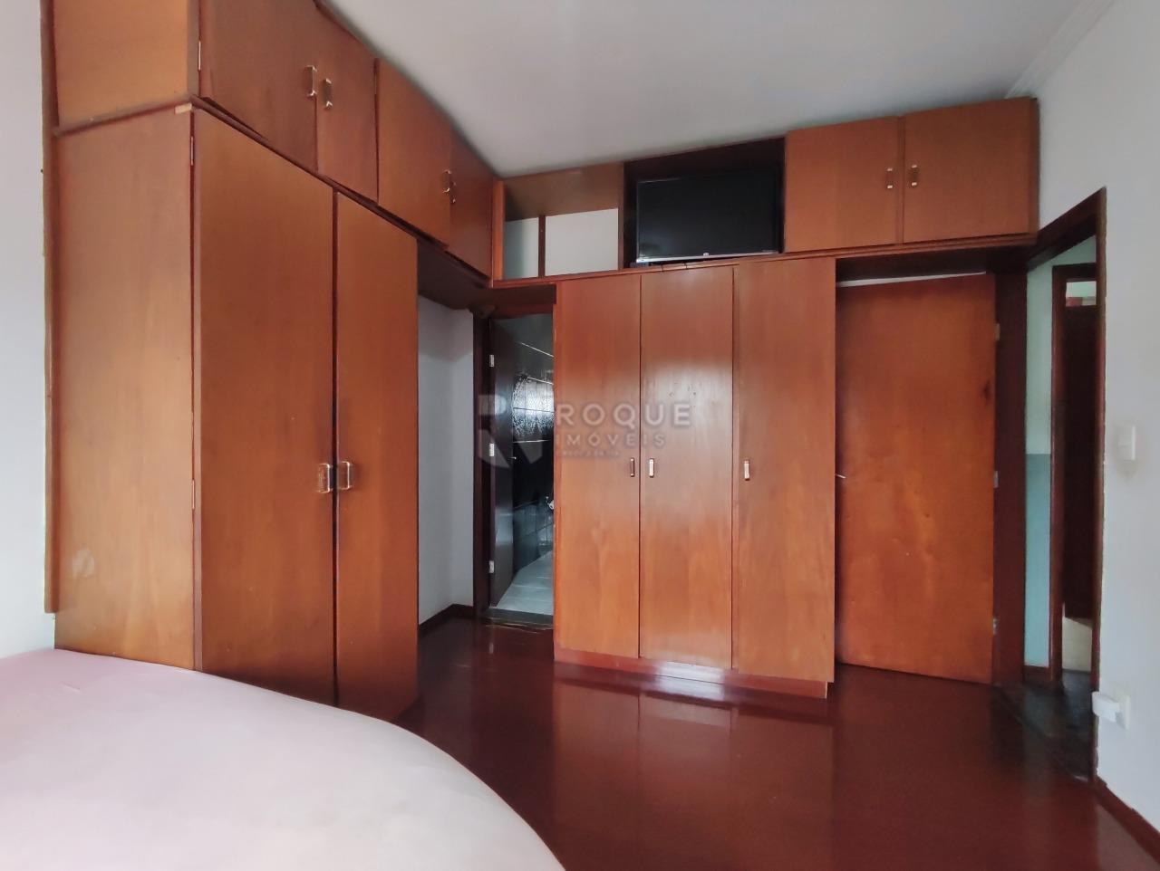 Casa Residencial à venda no bairro Vila Queiroz: SUÍTE