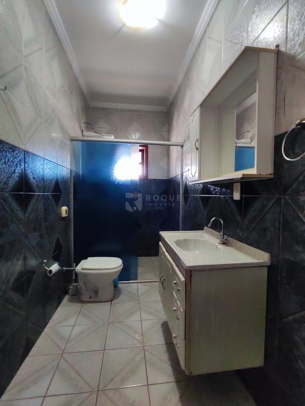Casa Residencial à venda no bairro Vila Queiroz: BANHEIRO SOCIAL