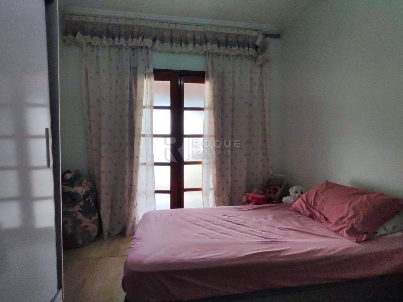 Casa Residencial à venda no bairro Vila Queiroz: DORMITÓRIO 1