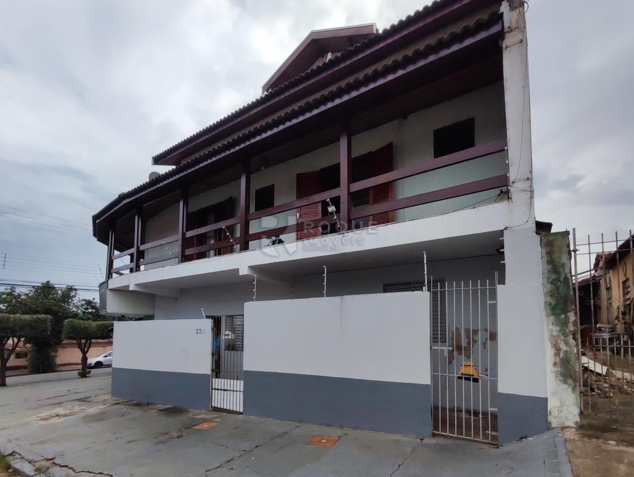 Casa Residencial à venda no bairro Vila Queiroz: DUAS CASAS