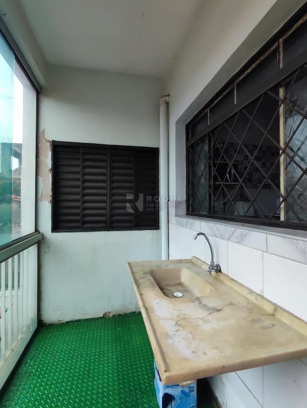 Casa Residencial à venda no bairro Vila Queiroz: LAVATÓRIO