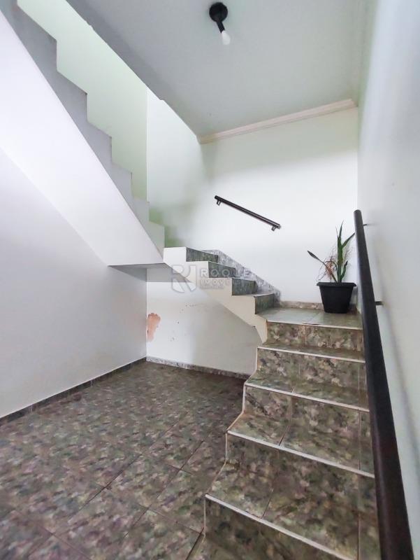 Casa Residencial à venda no bairro Vila Queiroz: ACESSO