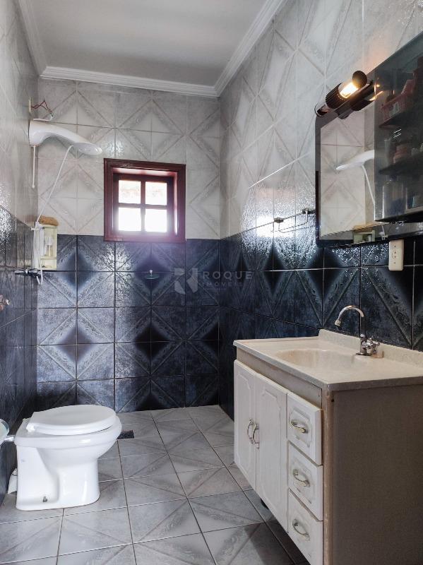 Casa Residencial à venda no bairro Vila Queiroz: WC SUÍTE