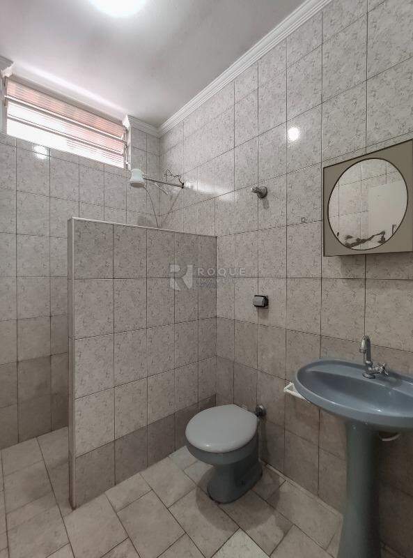 Casa Residencial para aluguel no bairro Vila Independência: WC social 