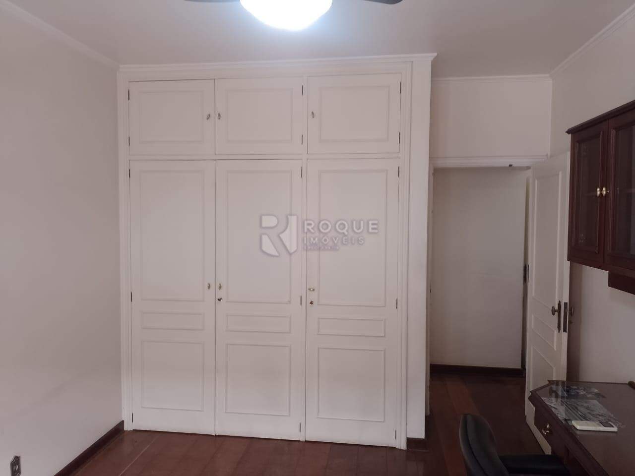 Casa Residencial para aluguel no bairro Vila Paraiso: Armário despensa