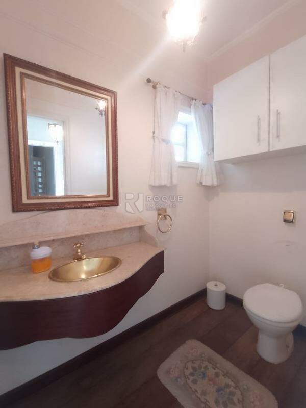 Casa Residencial para aluguel no bairro Vila Paraiso: Lavabo