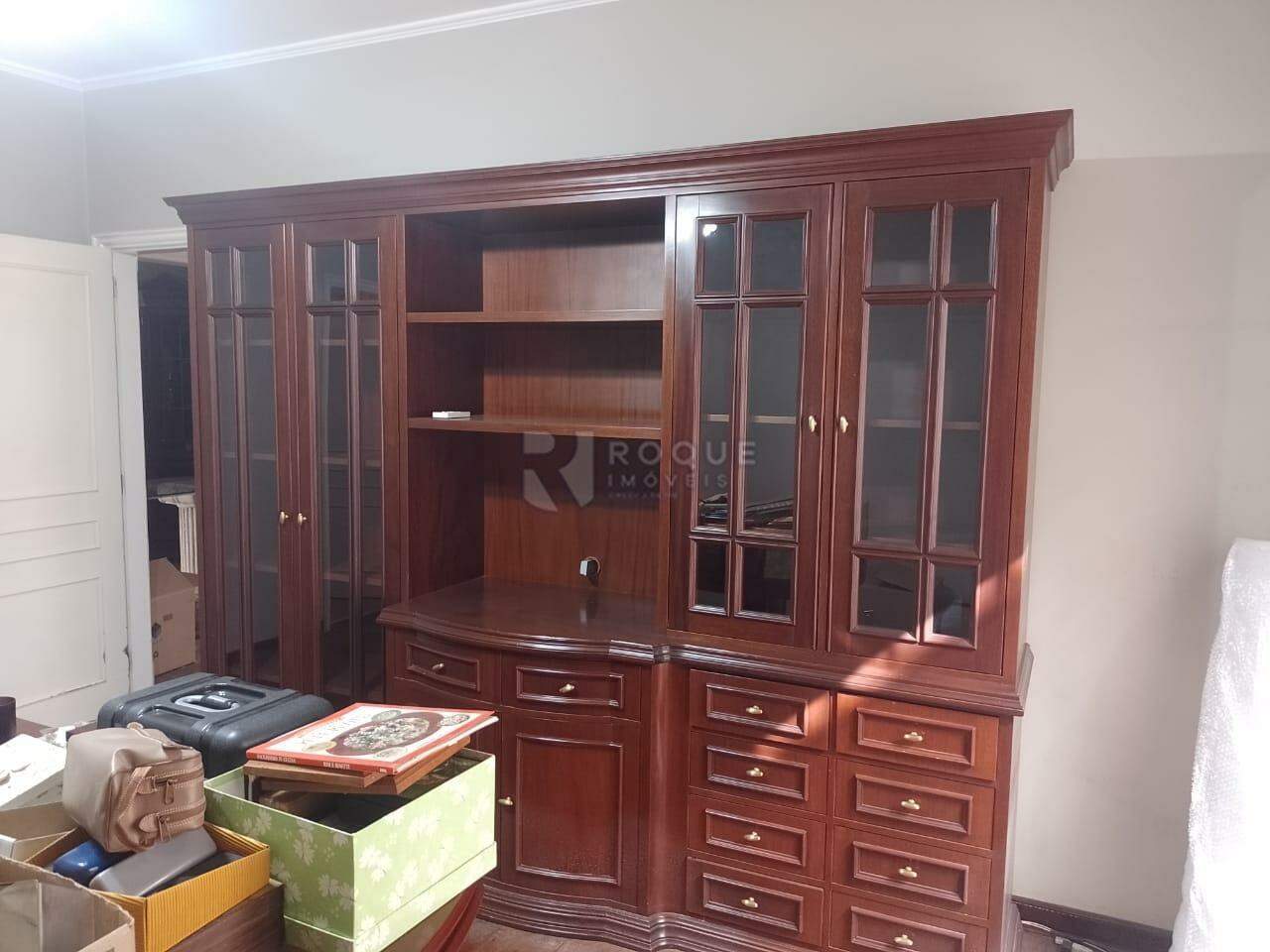 Casa Residencial para aluguel no bairro Vila Paraiso: Armário sala de jantar