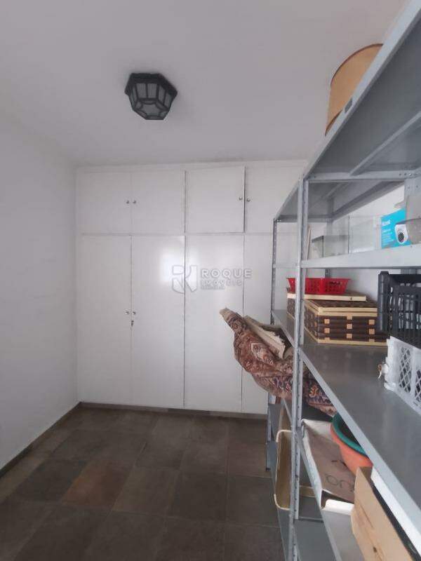 Casa Residencial para aluguel no bairro Vila Paraiso: Despensa