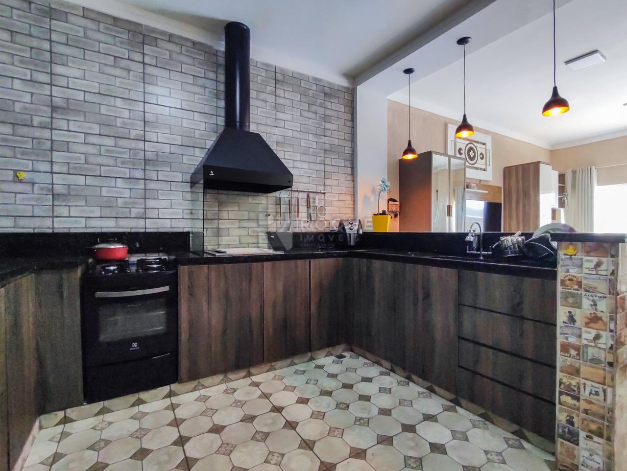 Área de Lazer à venda no bairro Residencial Interlagos: COZINHA