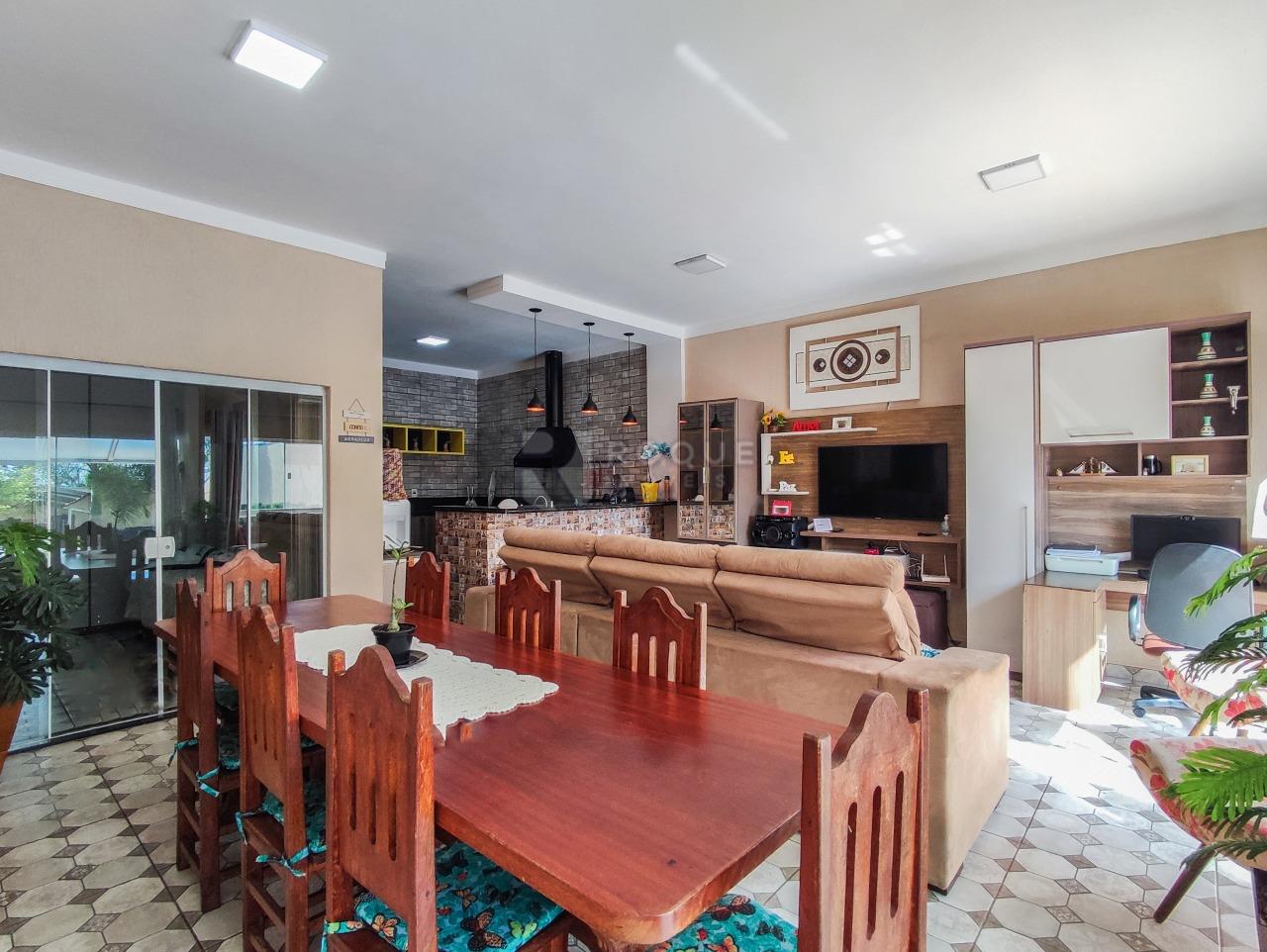 Área de Lazer à venda no bairro Residencial Interlagos: SALA DE JANTAR