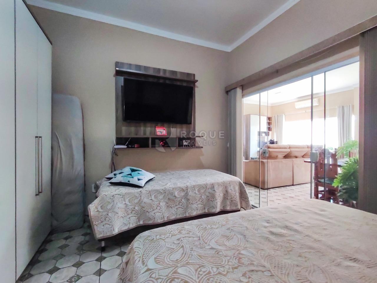 Área de Lazer à venda no bairro Residencial Interlagos: DORMITÓRIO