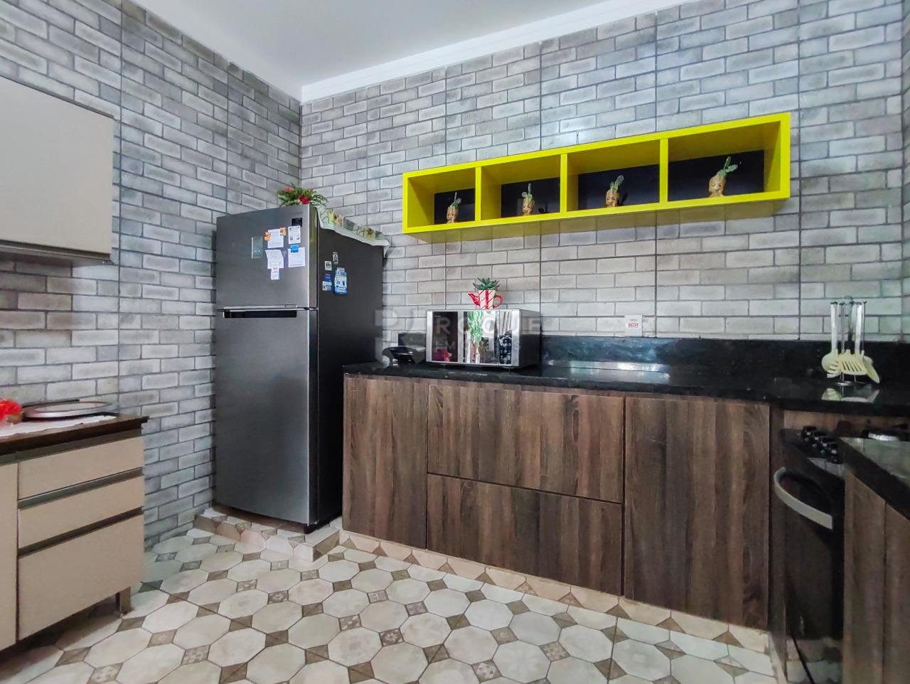 Área de Lazer à venda no bairro Residencial Interlagos: COZINHA