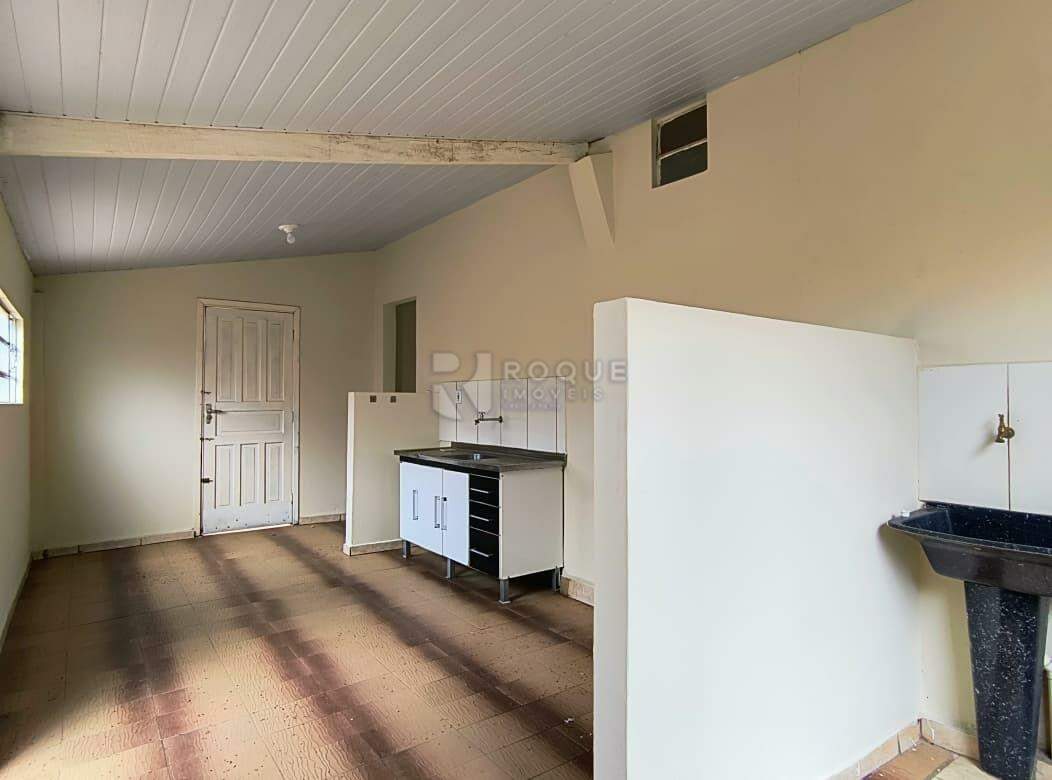 Casa Residencial para aluguel no bairro Vila Cristovam: Cozinha 