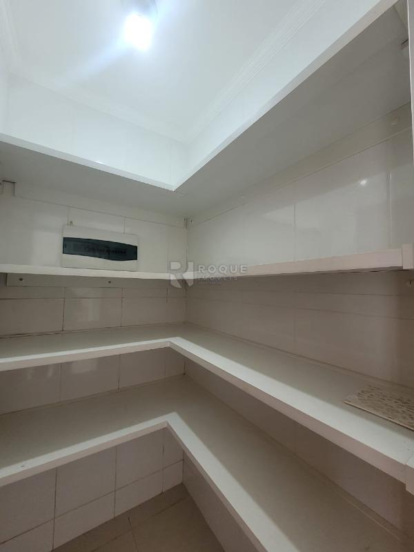 Casa Residencial para aluguel no bairro Vila Fascina: Despensa