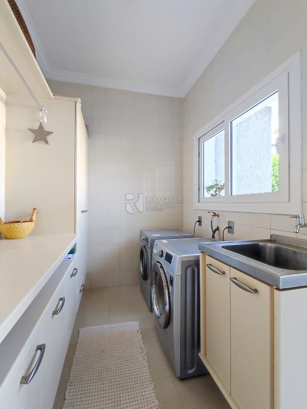 Casa em condomínio à venda no bairro Jardim Colina Verde: LAVANDERIA