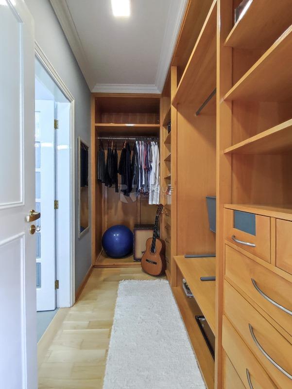 Casa em condomínio à venda no bairro Jardim Colina Verde: CLOSET DEMI SUÍTE 1