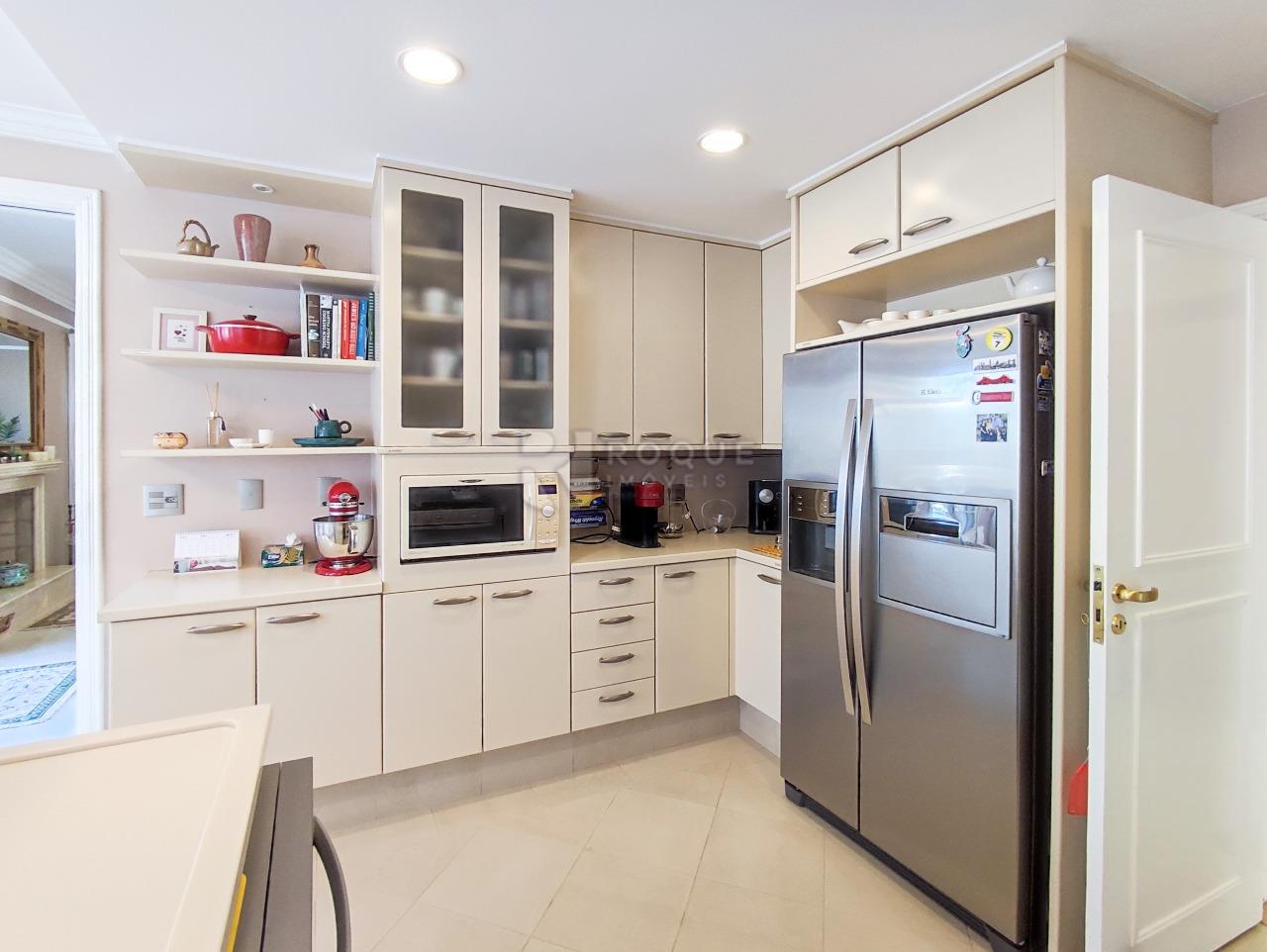 Casa em condomínio à venda no bairro Jardim Colina Verde: COZINHA